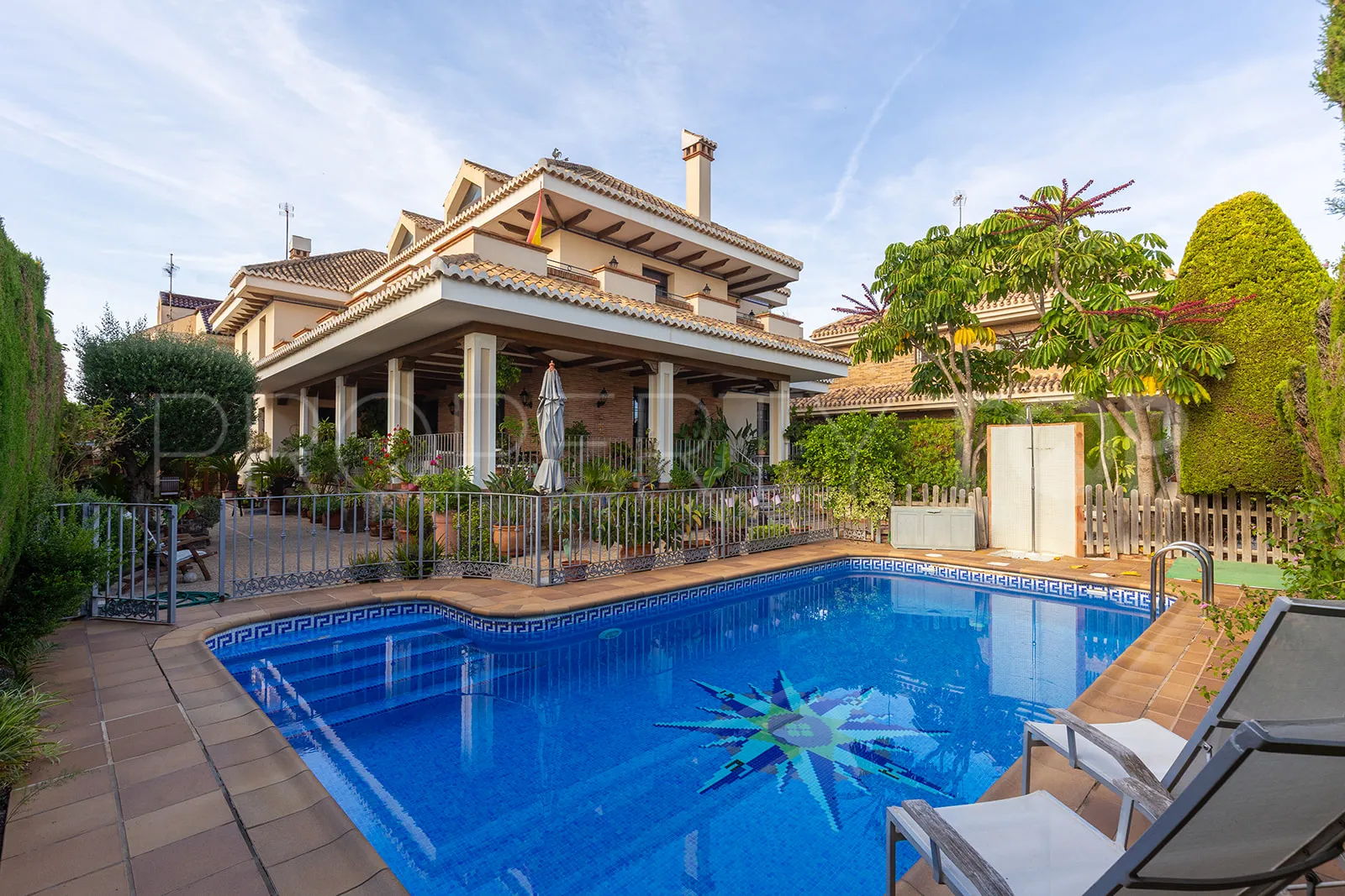 Villa con 6 dormitorios en venta en Torrevieja