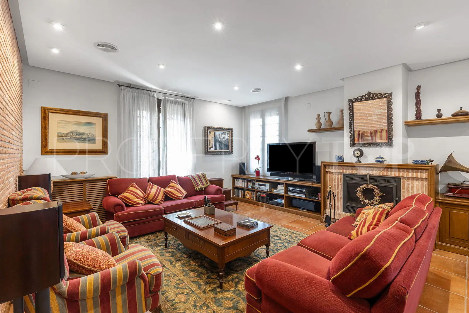 Villa con 6 dormitorios en venta en Torrevieja