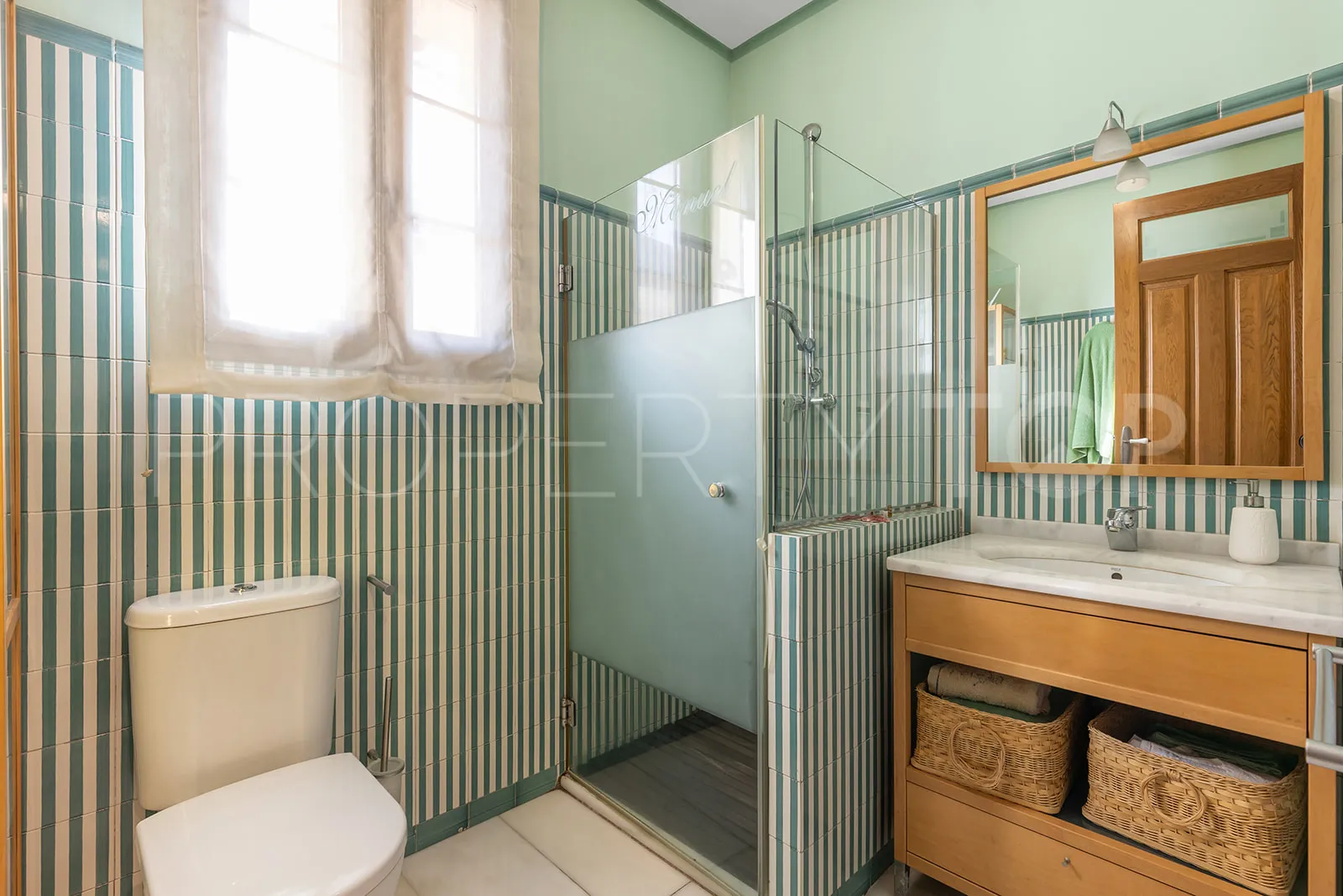 Villa con 6 dormitorios en venta en Torrevieja