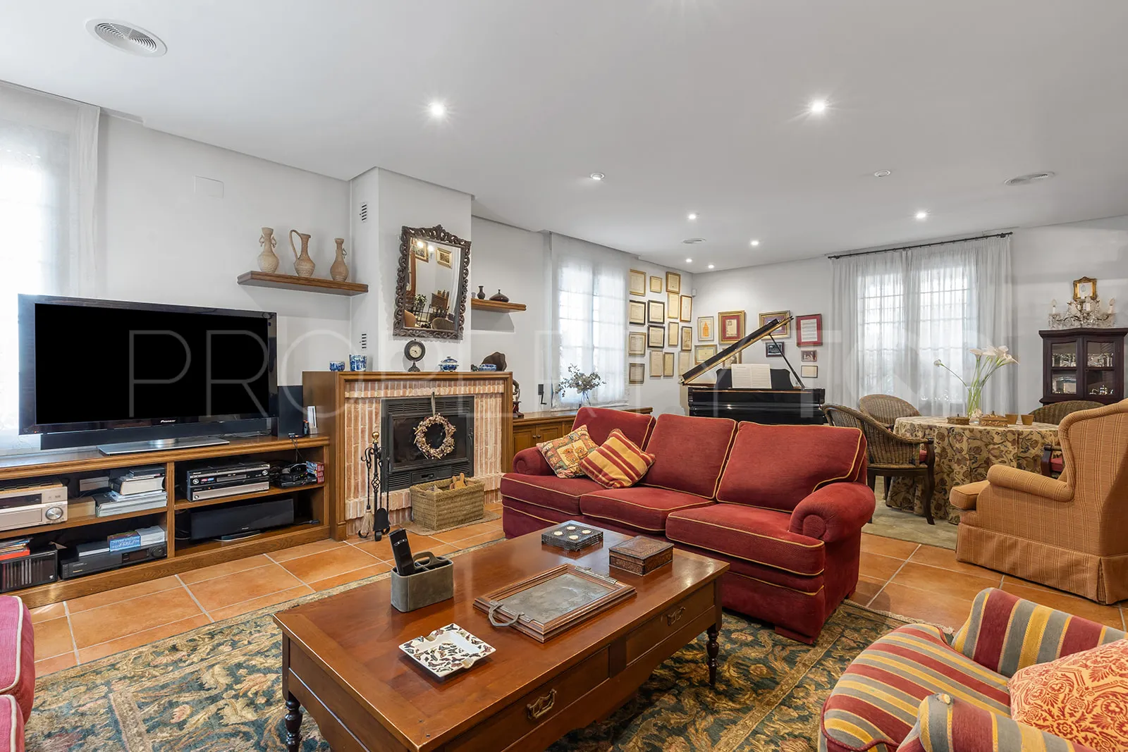 Villa con 6 dormitorios en venta en Torrevieja