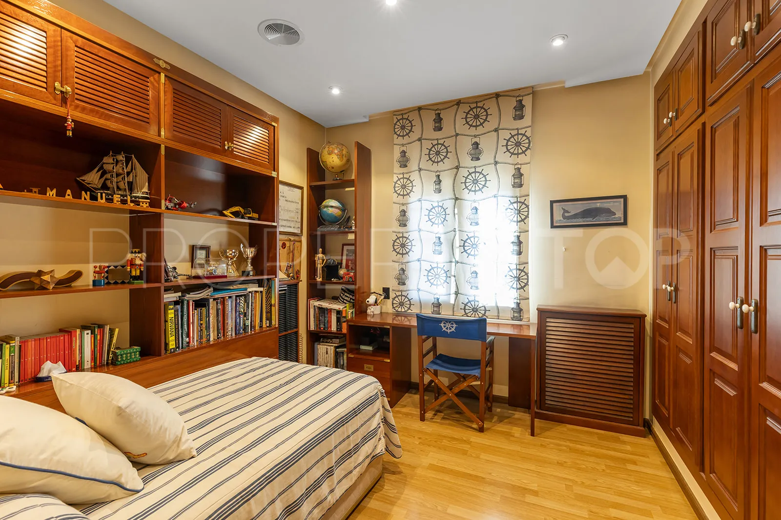 Villa con 6 dormitorios en venta en Torrevieja