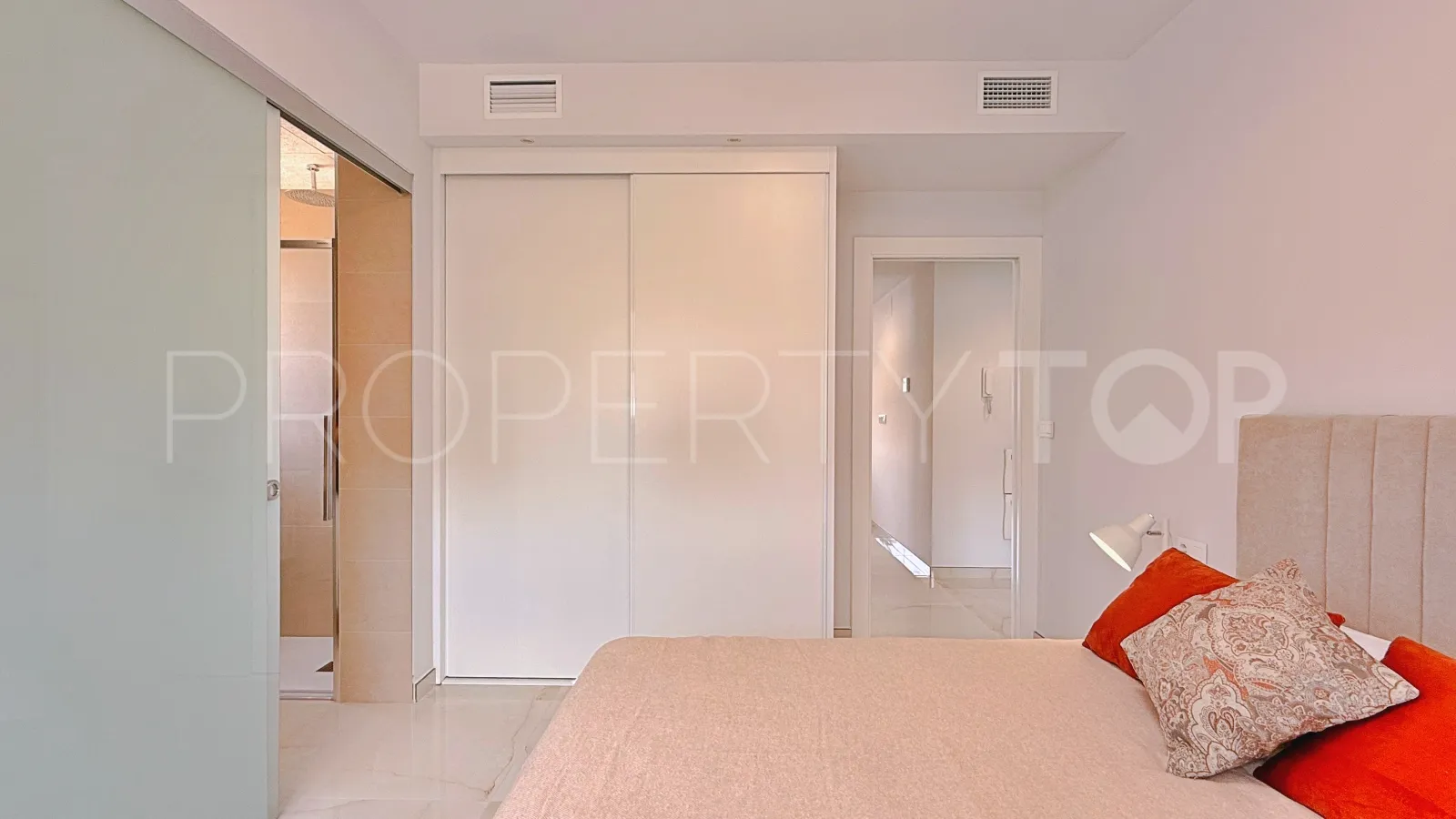 Los Altos de Marbella, apartamento con 2 dormitorios en venta