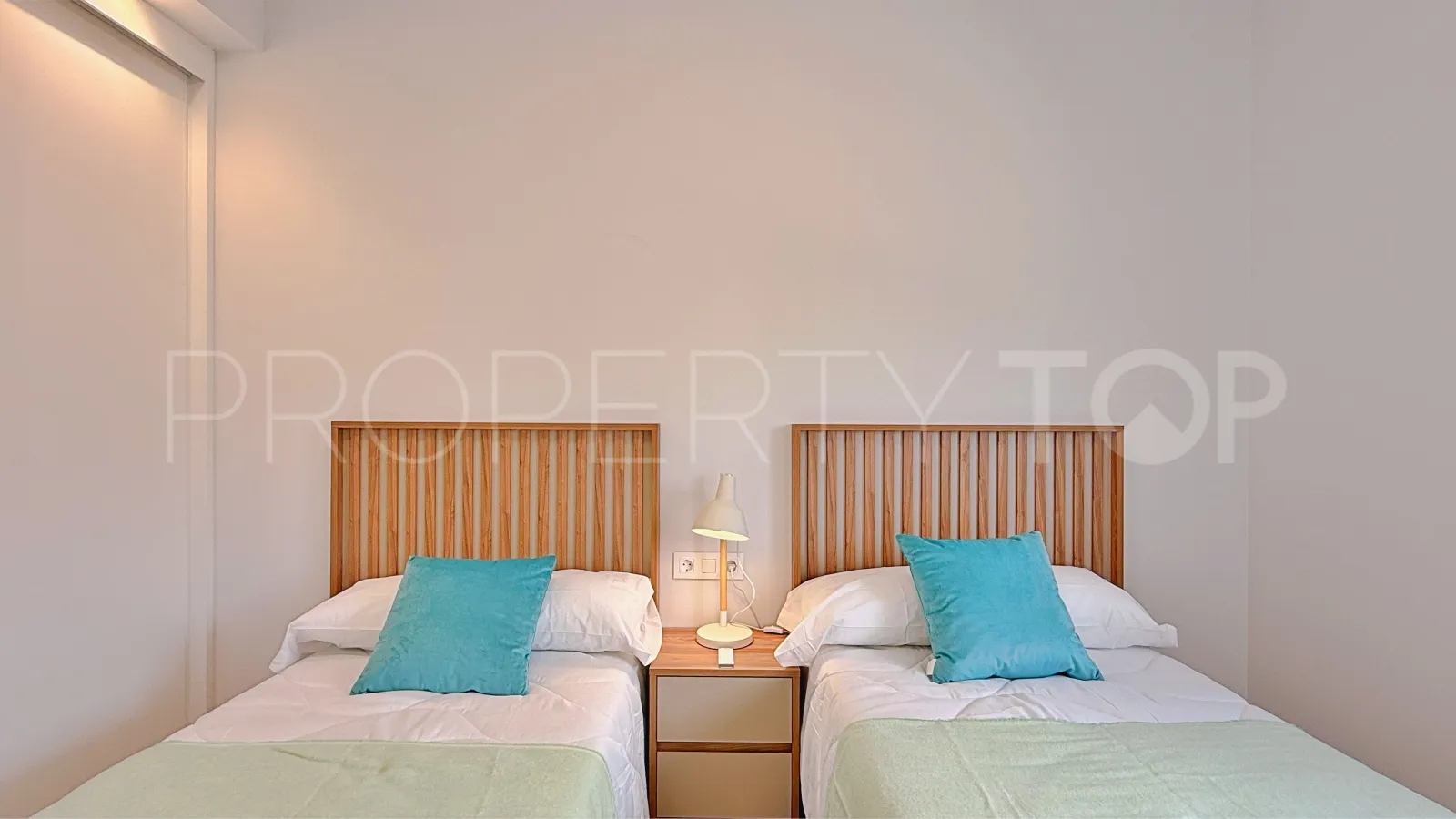 Los Altos de Marbella, apartamento con 2 dormitorios en venta