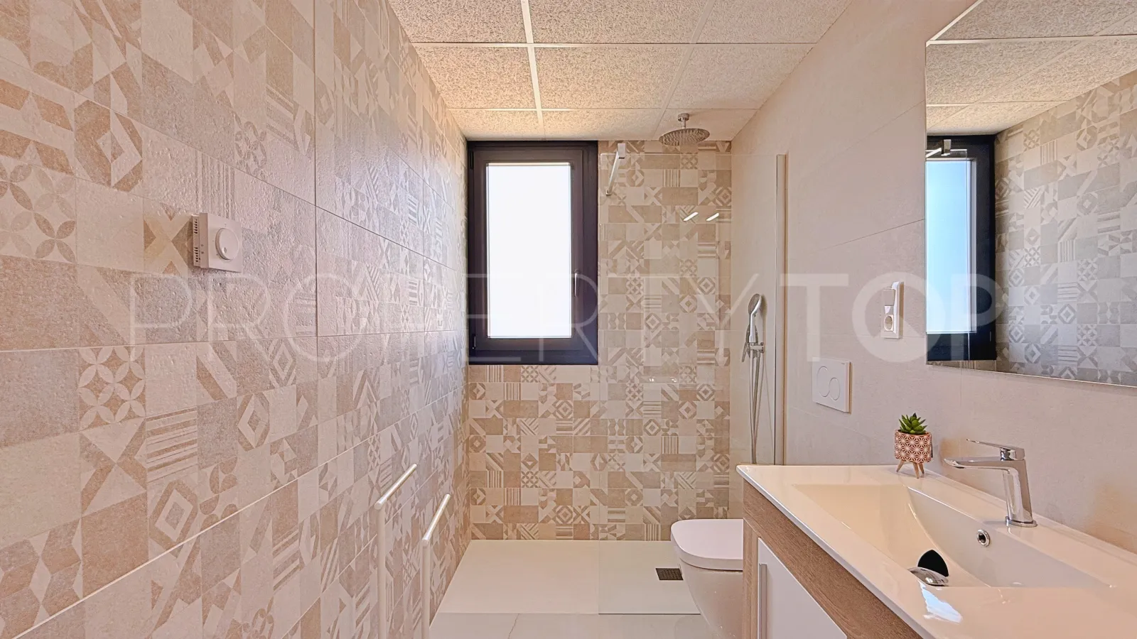 Los Altos de Marbella, apartamento con 2 dormitorios en venta