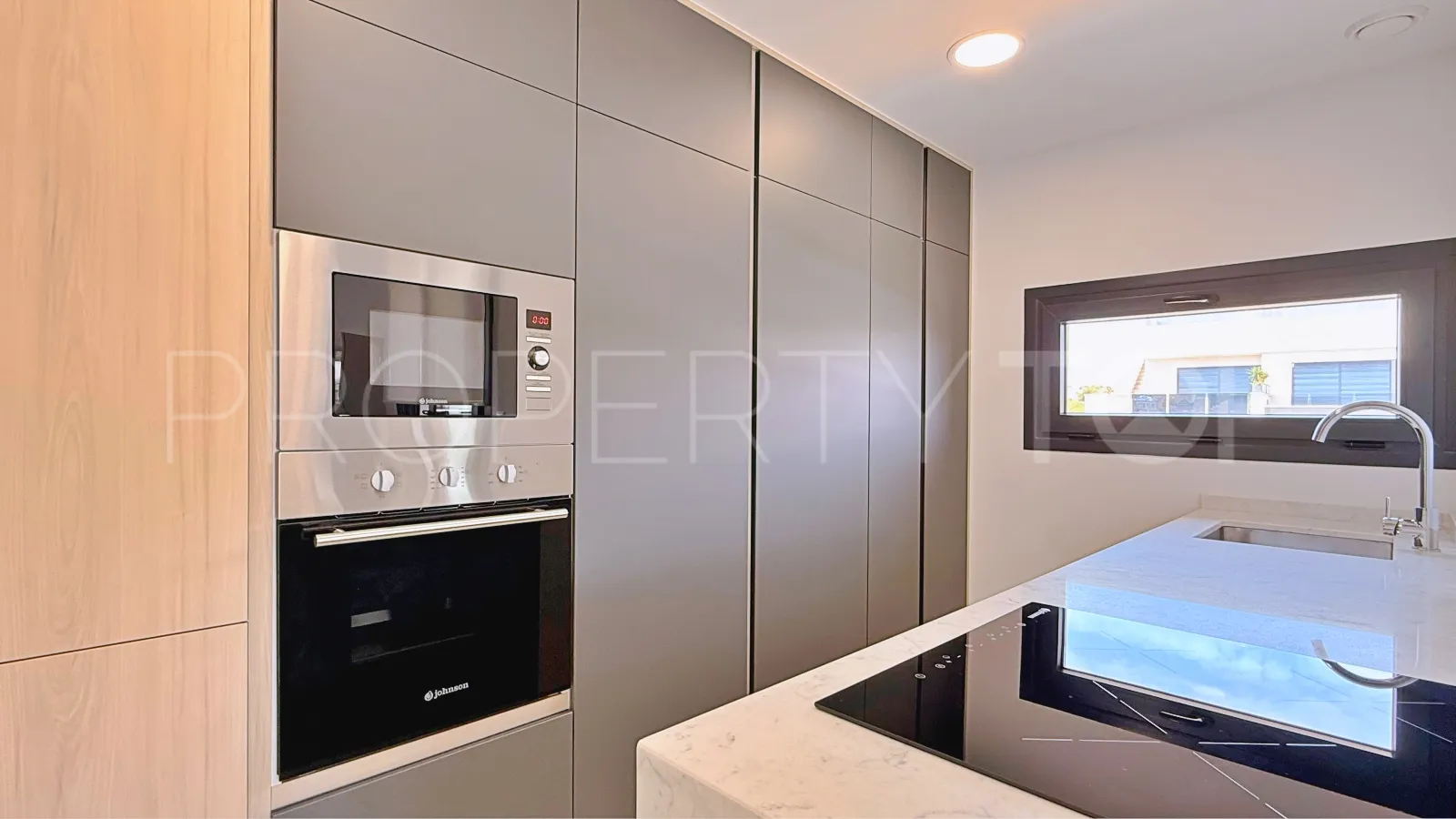 Los Altos de Marbella, apartamento con 2 dormitorios en venta