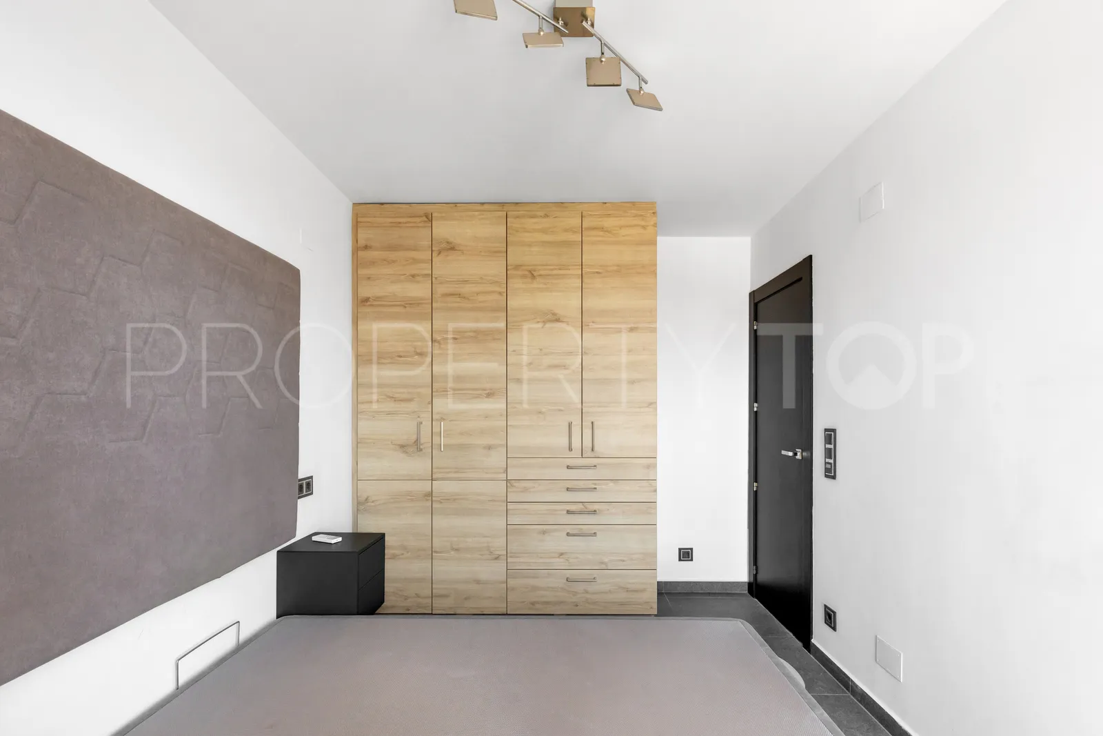 Apartamento con 1 dormitorio en venta en Punta Prima