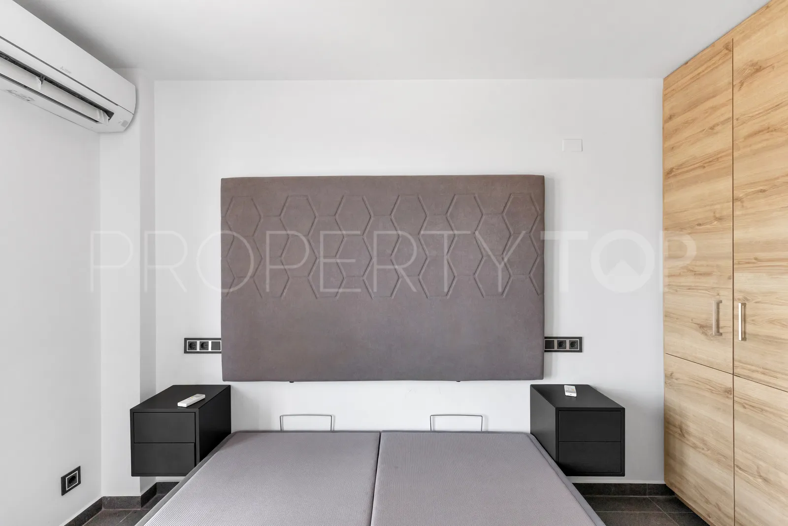 Apartamento con 1 dormitorio en venta en Punta Prima