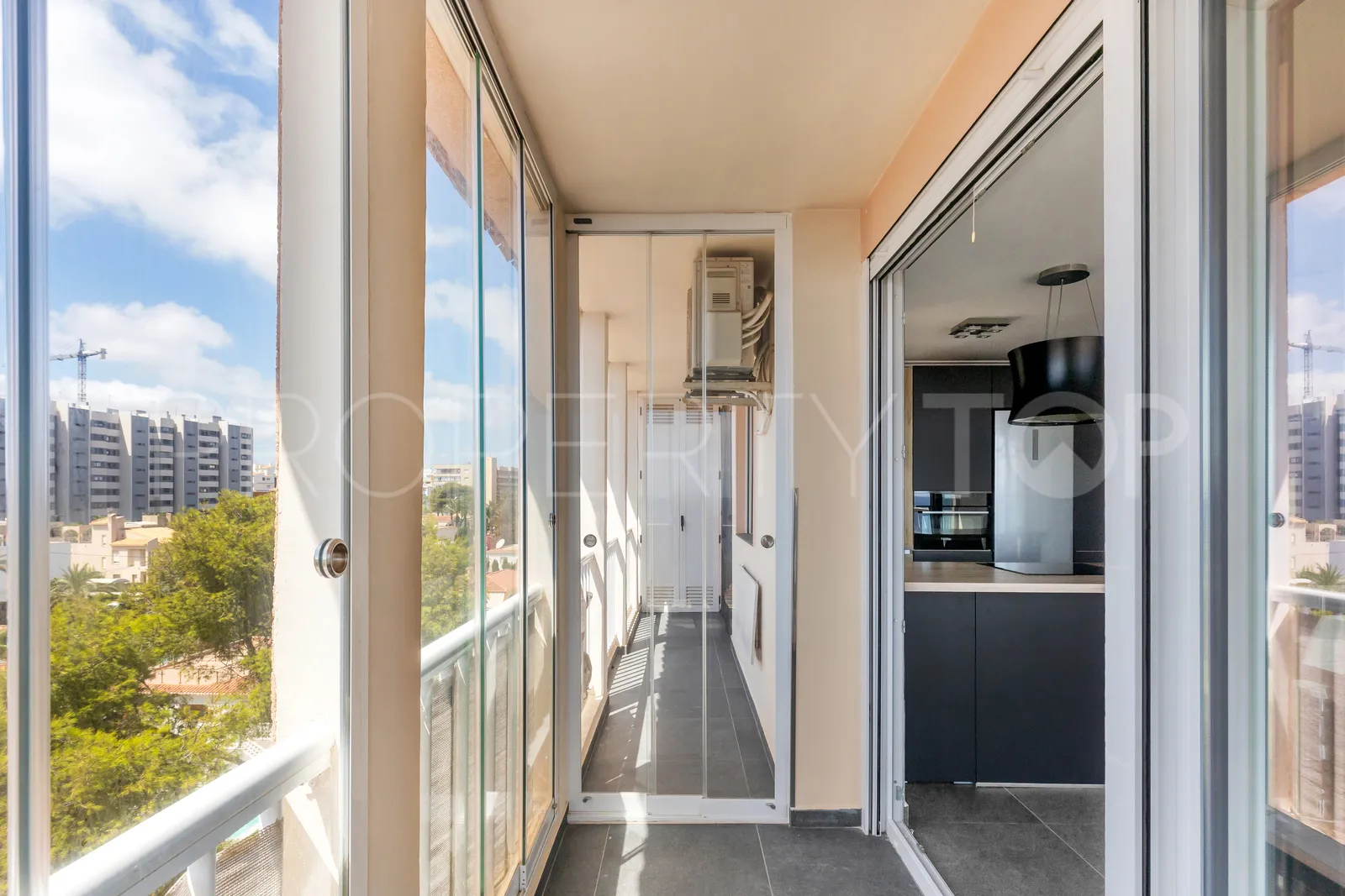 Apartamento con 1 dormitorio en venta en Punta Prima