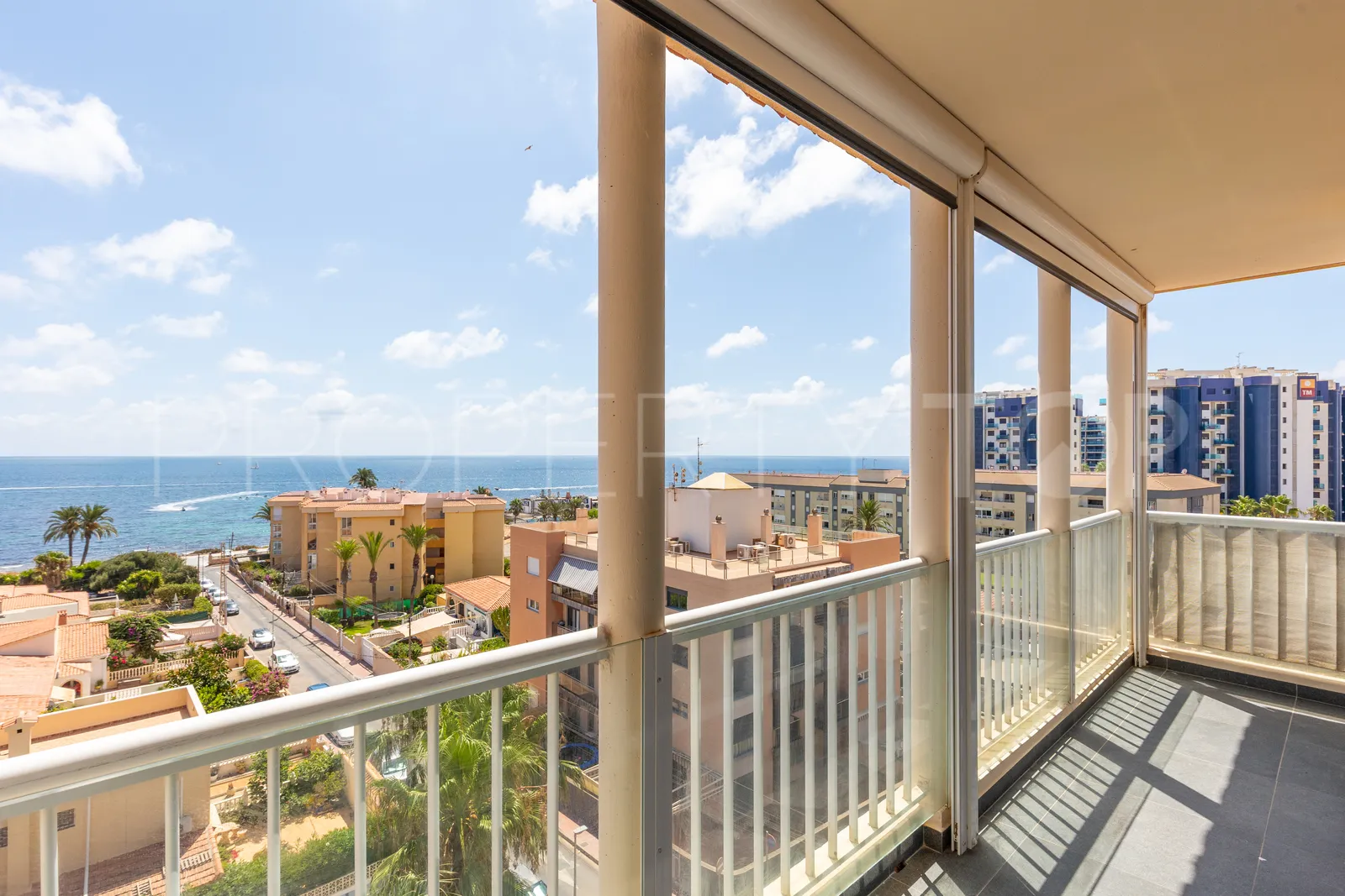 Apartamento con 1 dormitorio en venta en Punta Prima