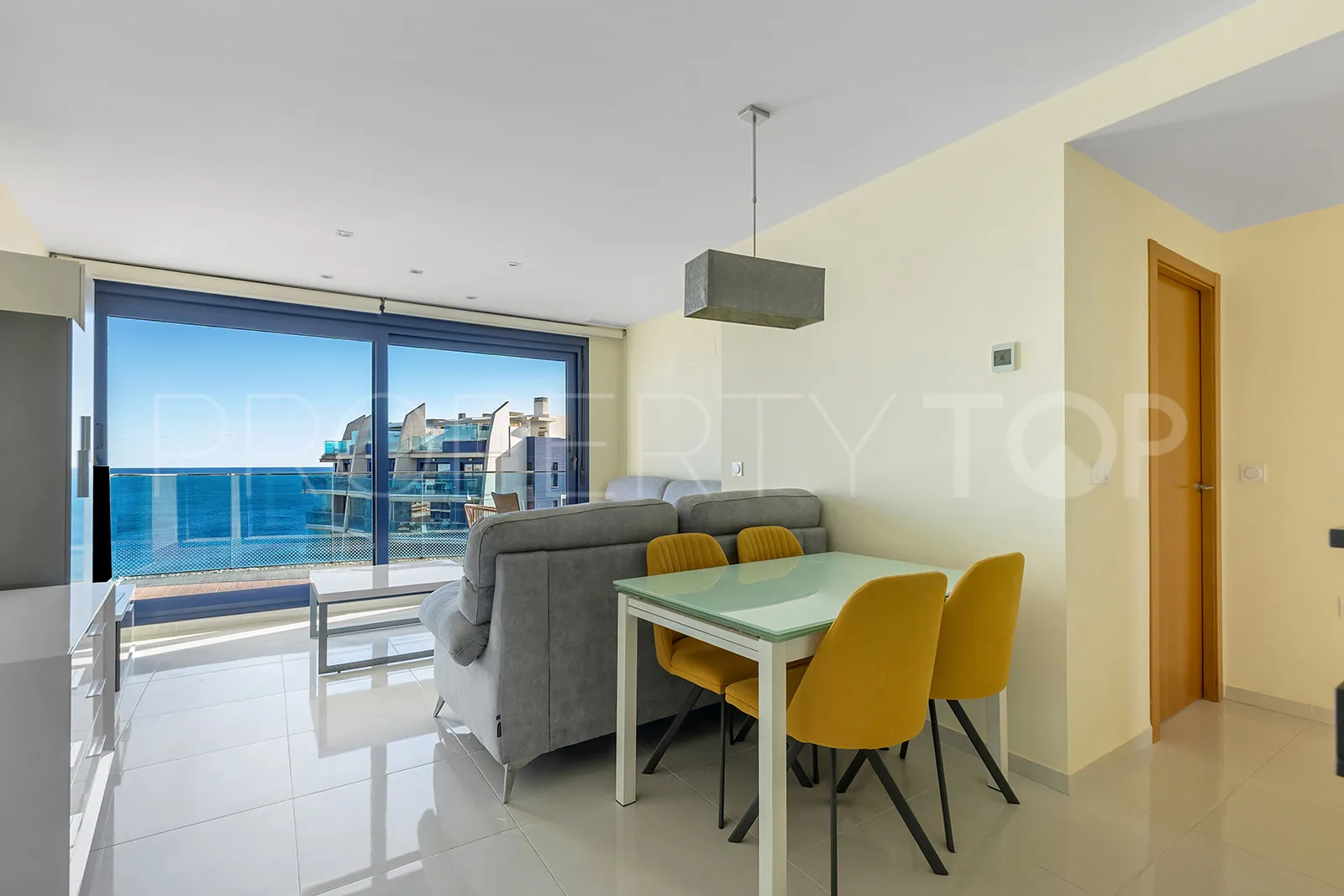 Apartamento en venta en Punta Prima de 2 dormitorios