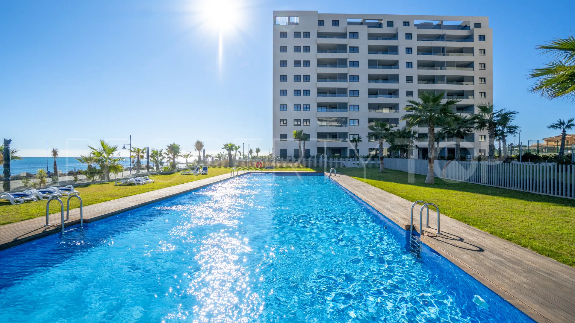 Punta Prima, apartamento de 3 dormitorios en venta