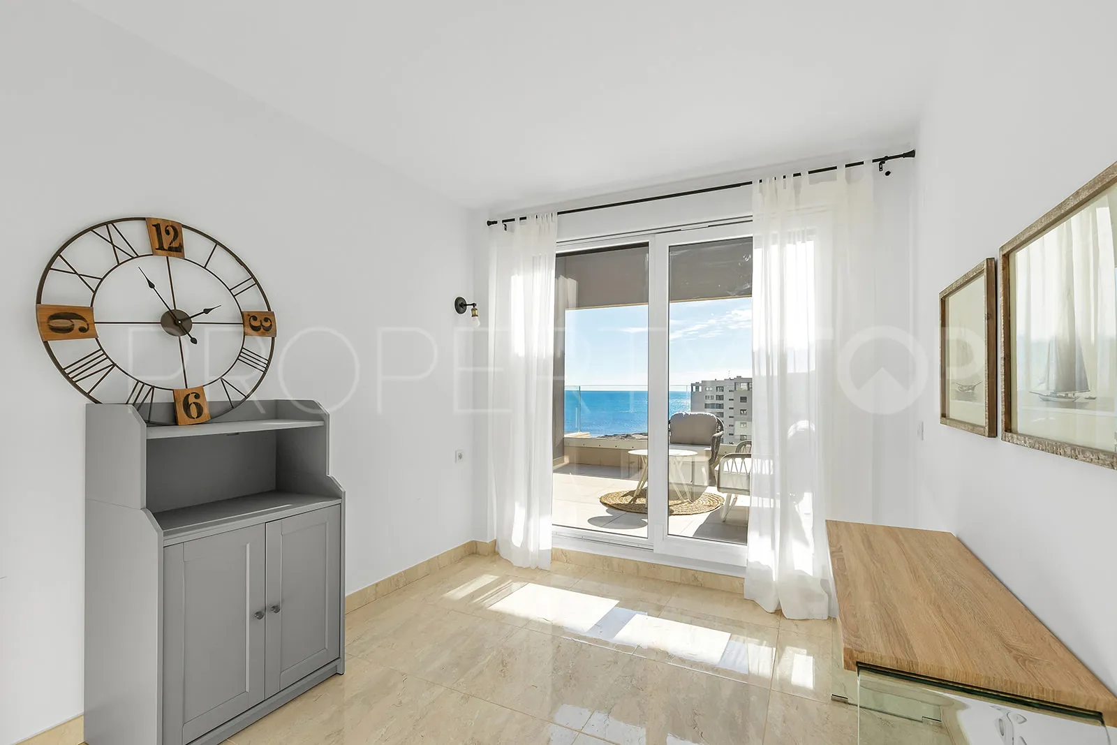 Punta Prima, apartamento de 3 dormitorios en venta