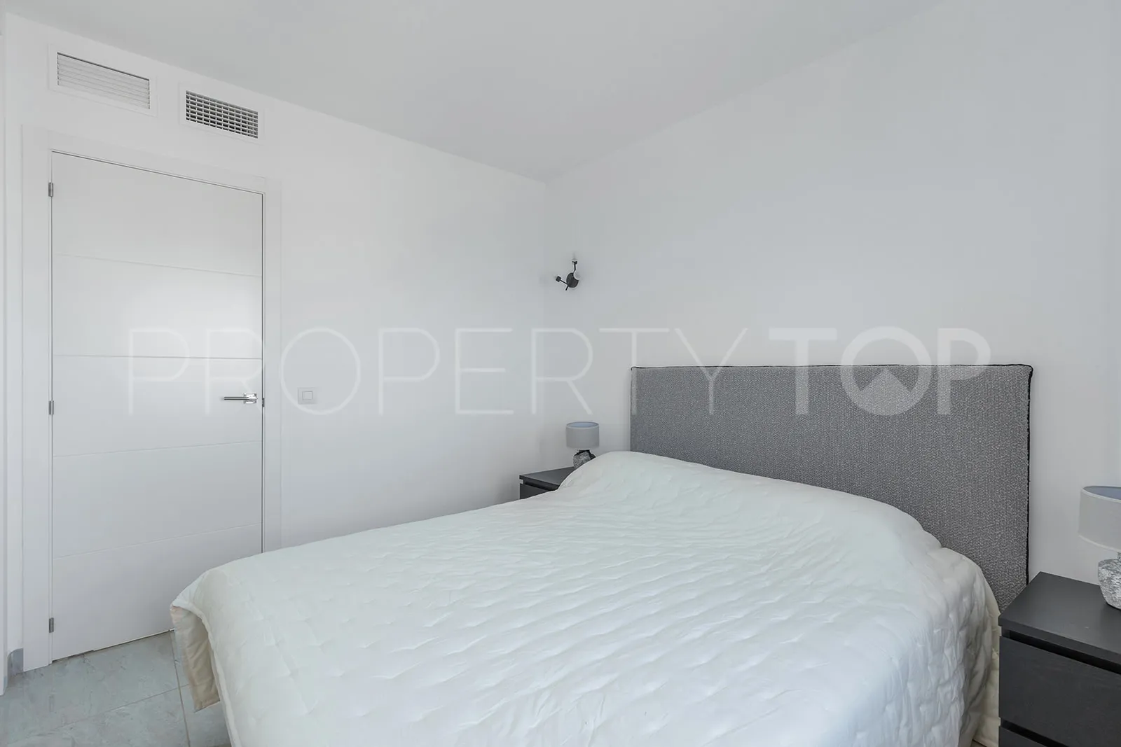 Punta Prima, apartamento de 3 dormitorios en venta