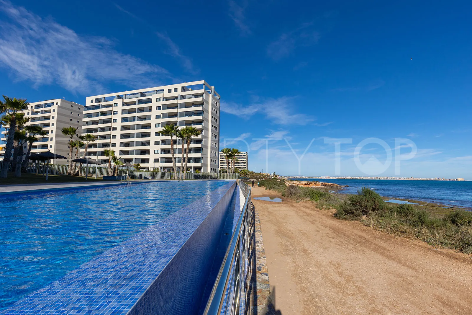 Apartamento a la venta en Punta Prima