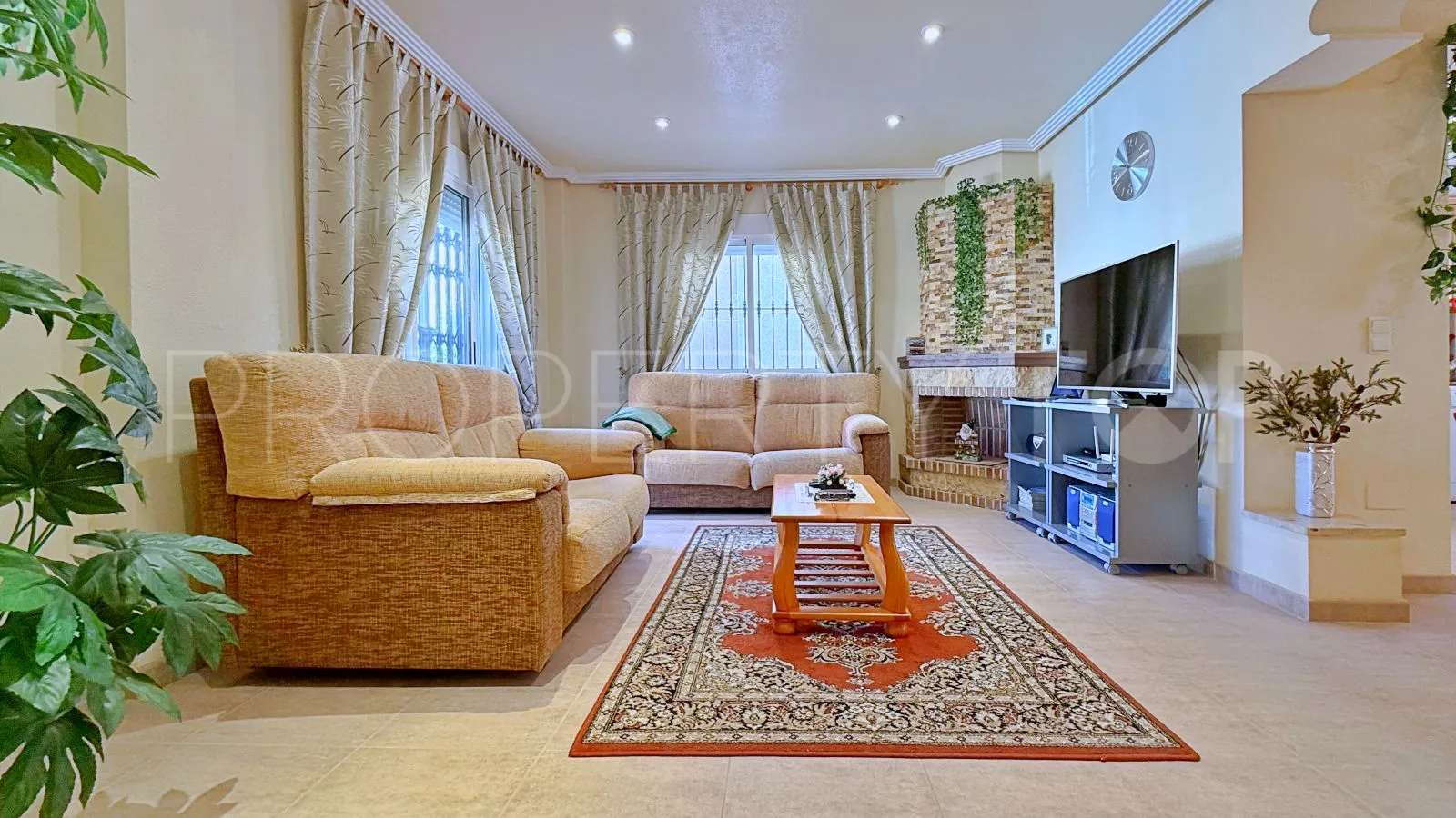 For sale Punta Prima 4 bedrooms villa