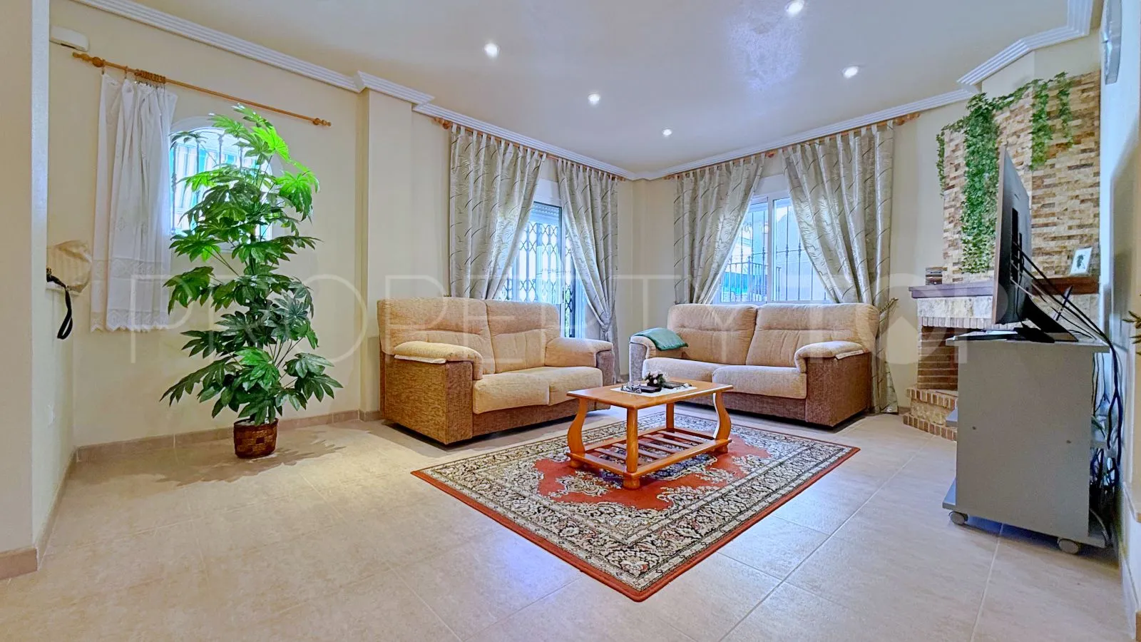 For sale Punta Prima 4 bedrooms villa