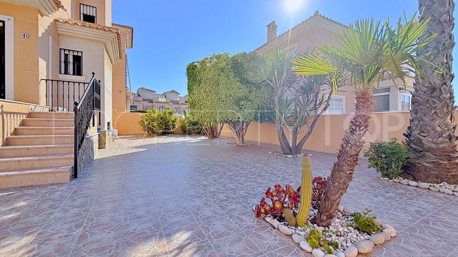 For sale Punta Prima 4 bedrooms villa
