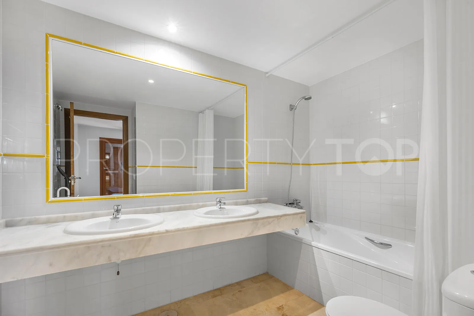 Apartment for sale in Punta Prima
