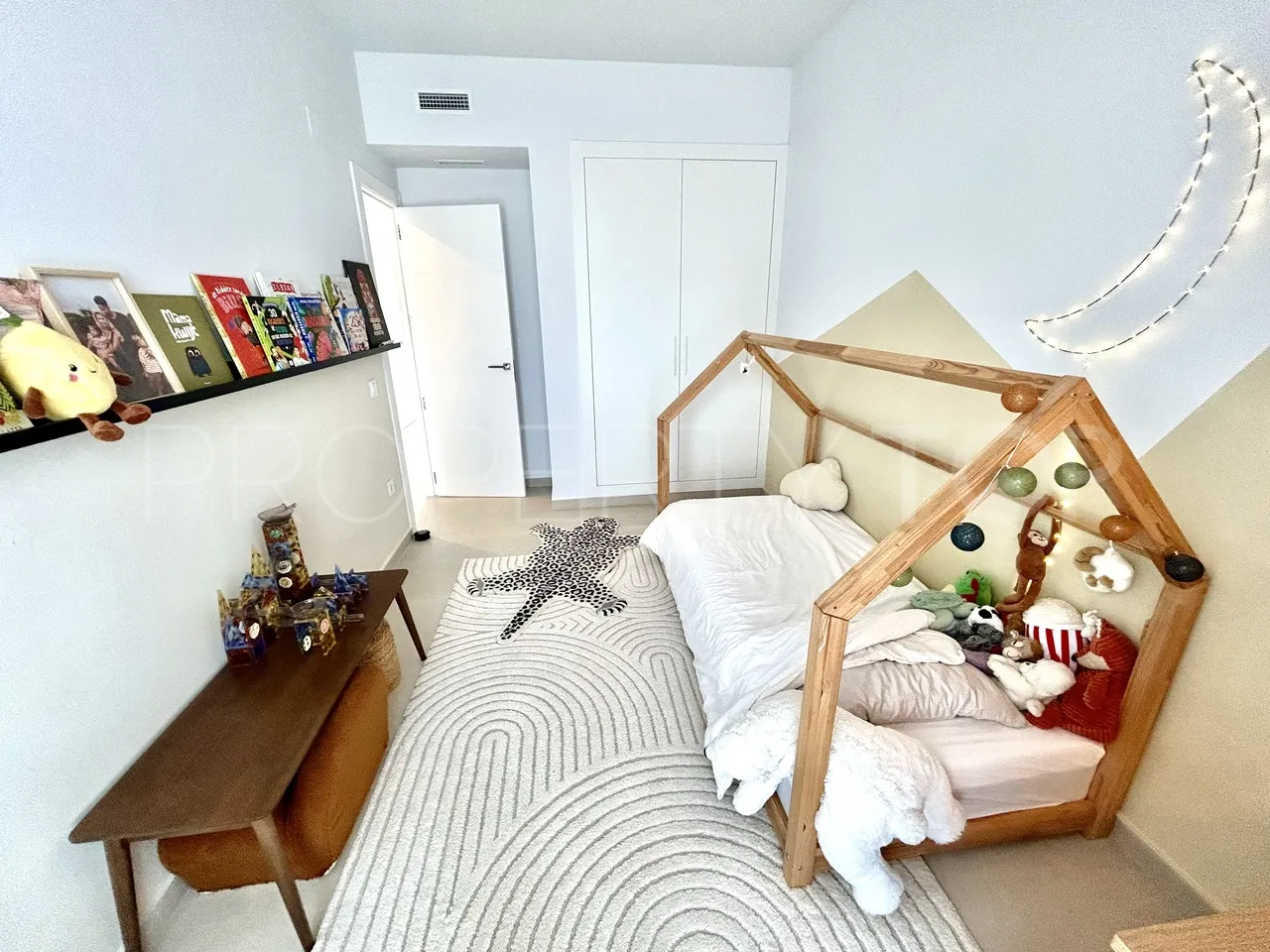For sale villa in Rioja with 4 bedrooms