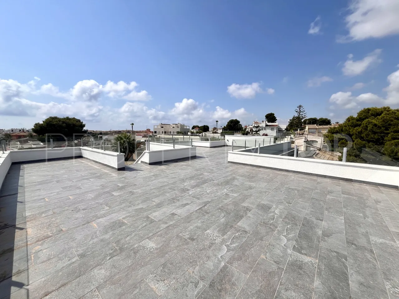 For sale Los Balcones 6 bedrooms villa