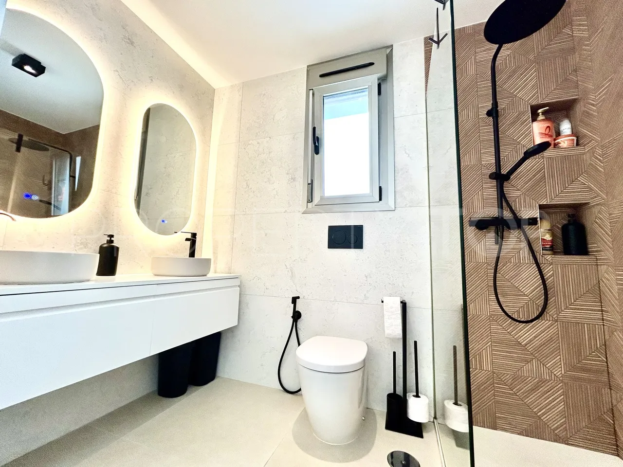 For sale villa in Rioja with 4 bedrooms
