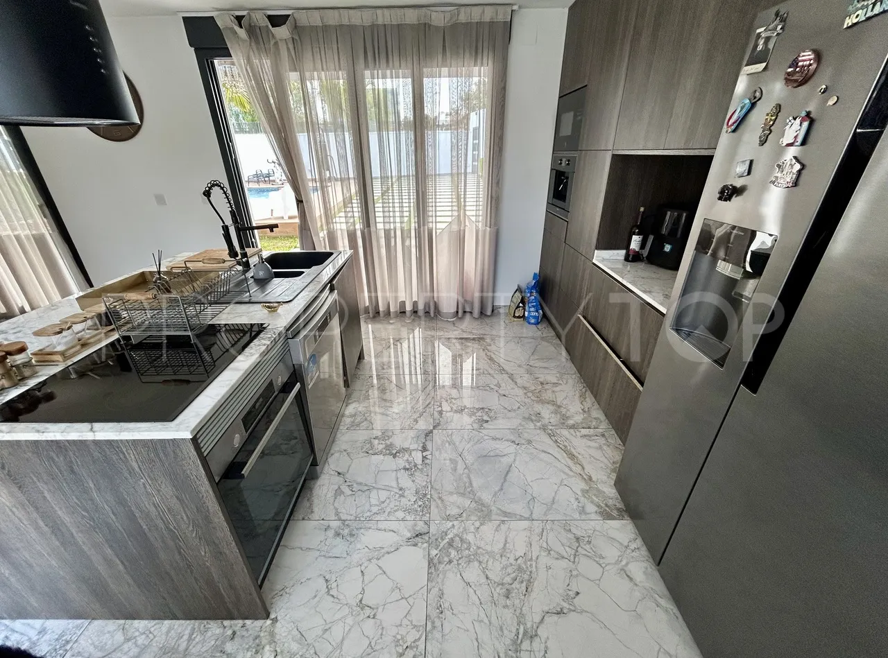 3 bedrooms villa in Los Balcones for sale