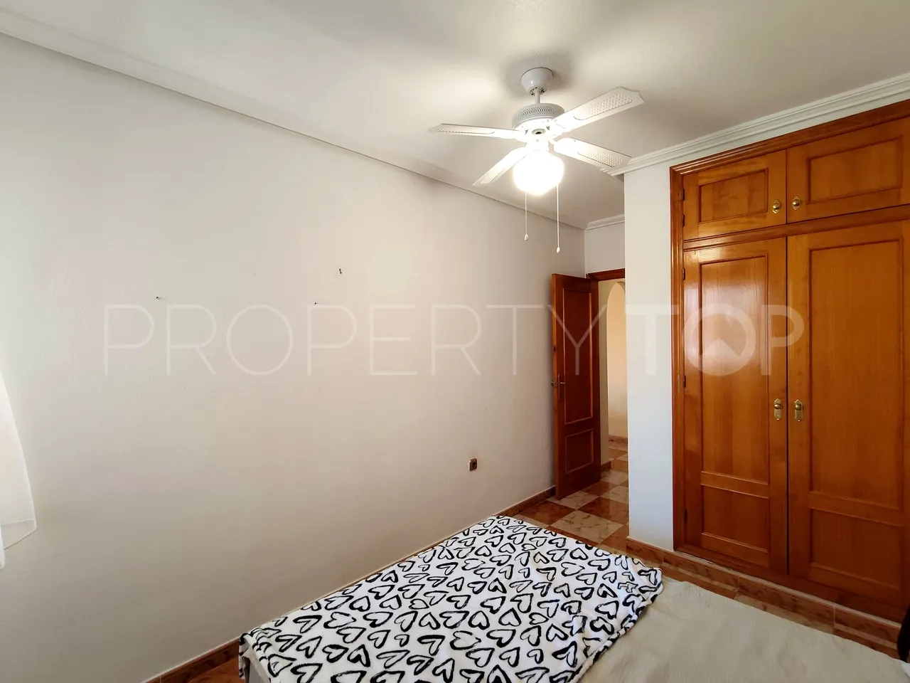 Se vende apartamento de 2 dormitorios en Rioja