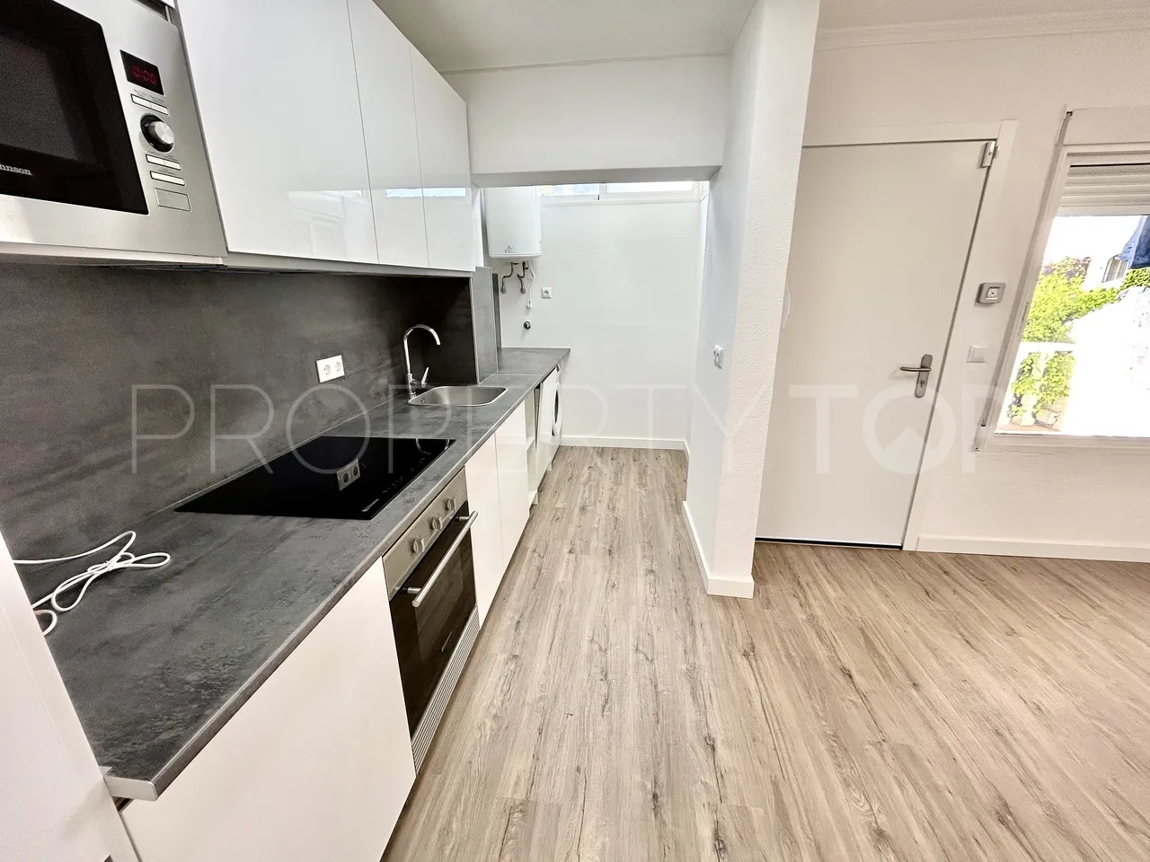 Apartamento de 2 dormitorios en venta en Rioja