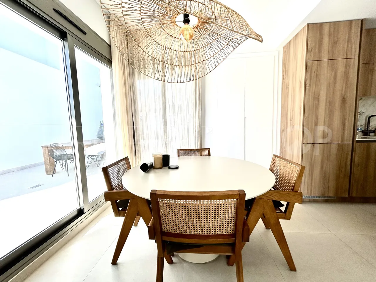 For sale villa in Rioja with 4 bedrooms
