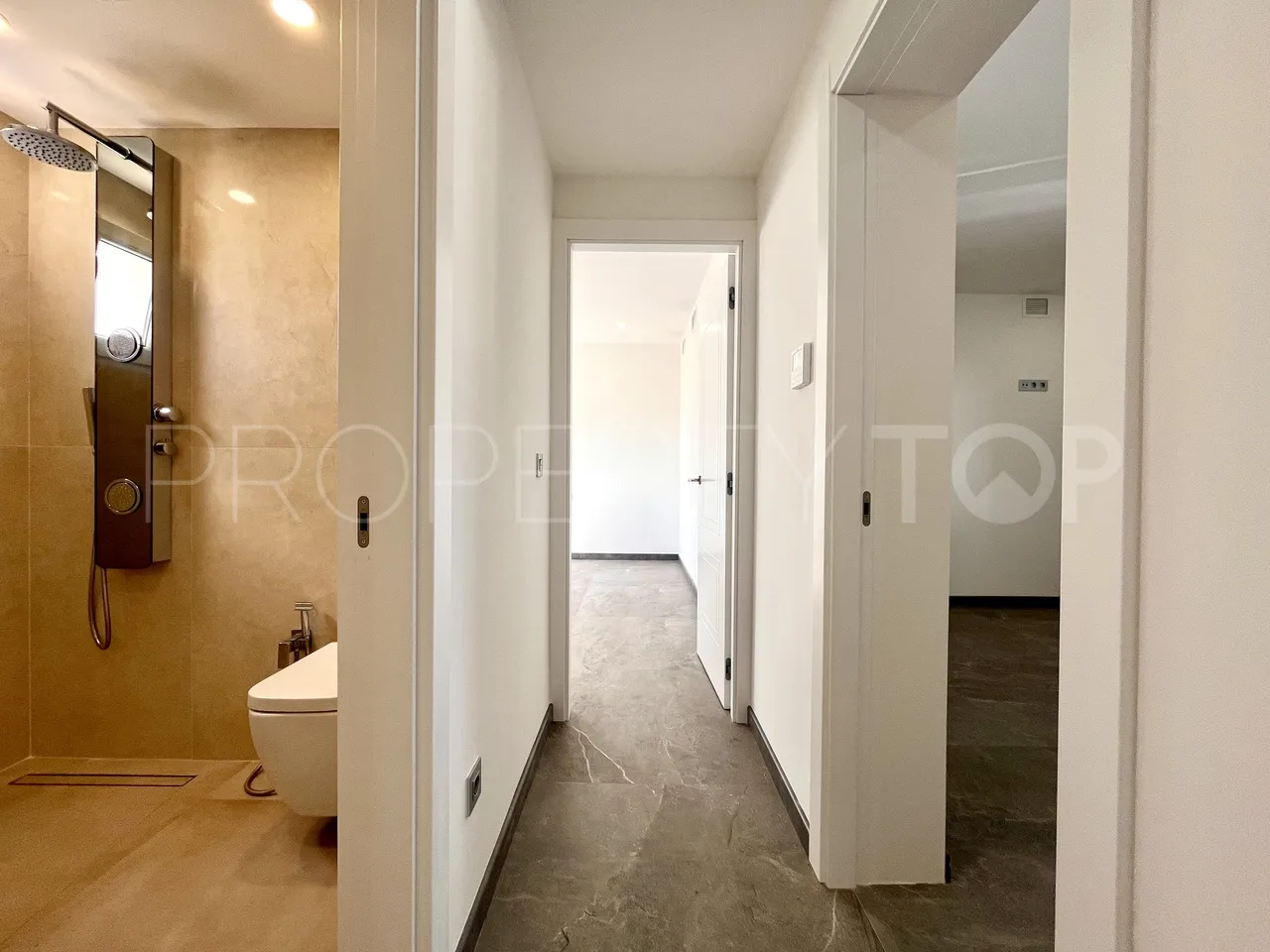 For sale Los Balcones 6 bedrooms villa