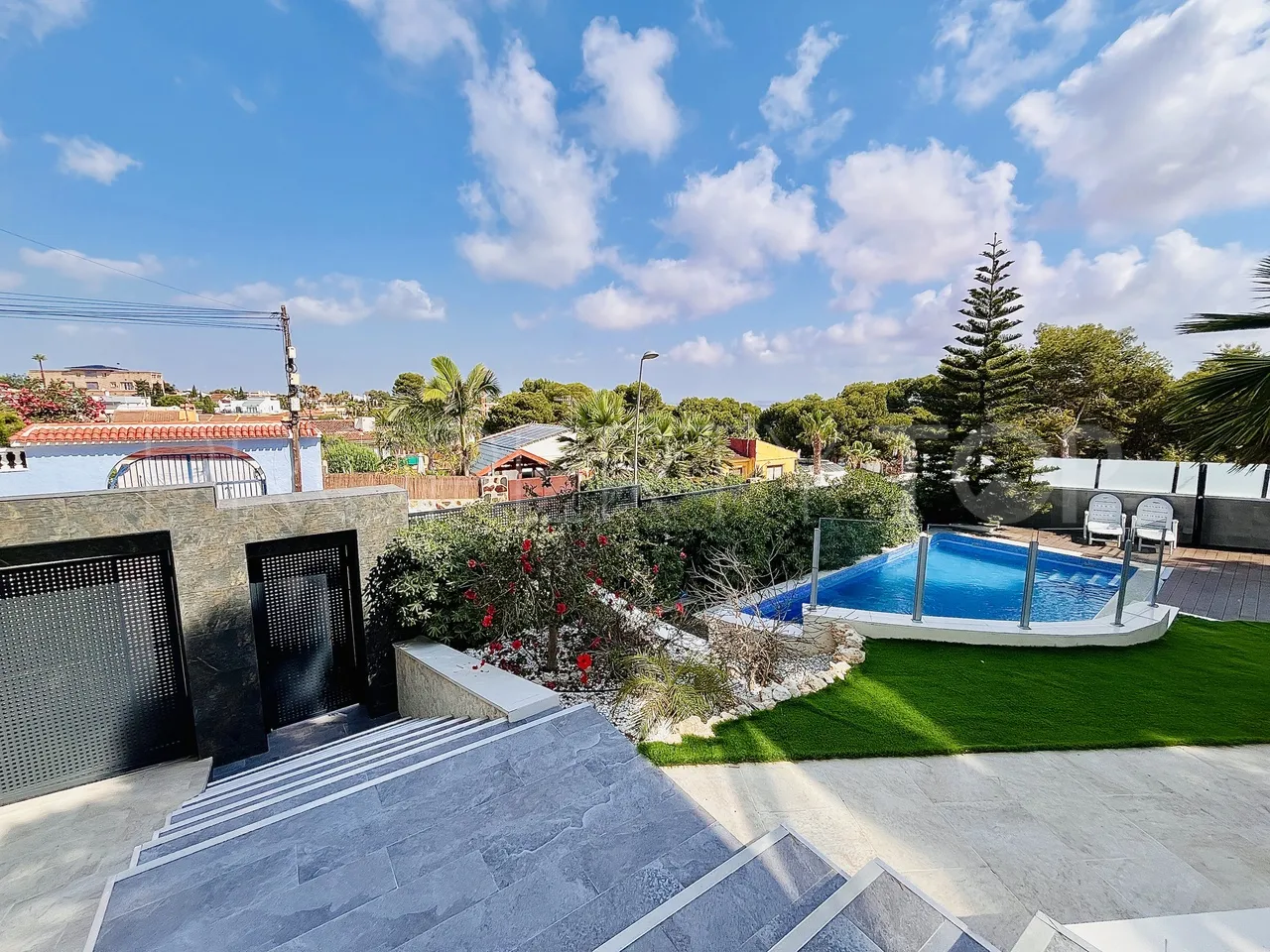 For sale Los Balcones 6 bedrooms villa