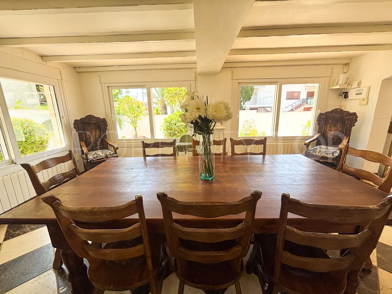 Villa a la venta de 7 dormitorios en Villamartin
