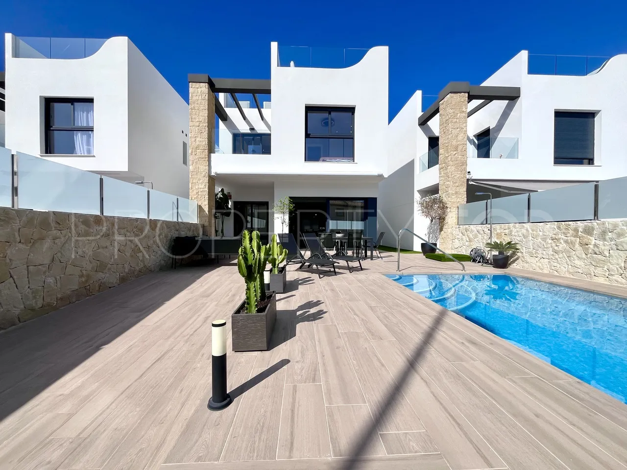 Villa en venta en Punta Prima