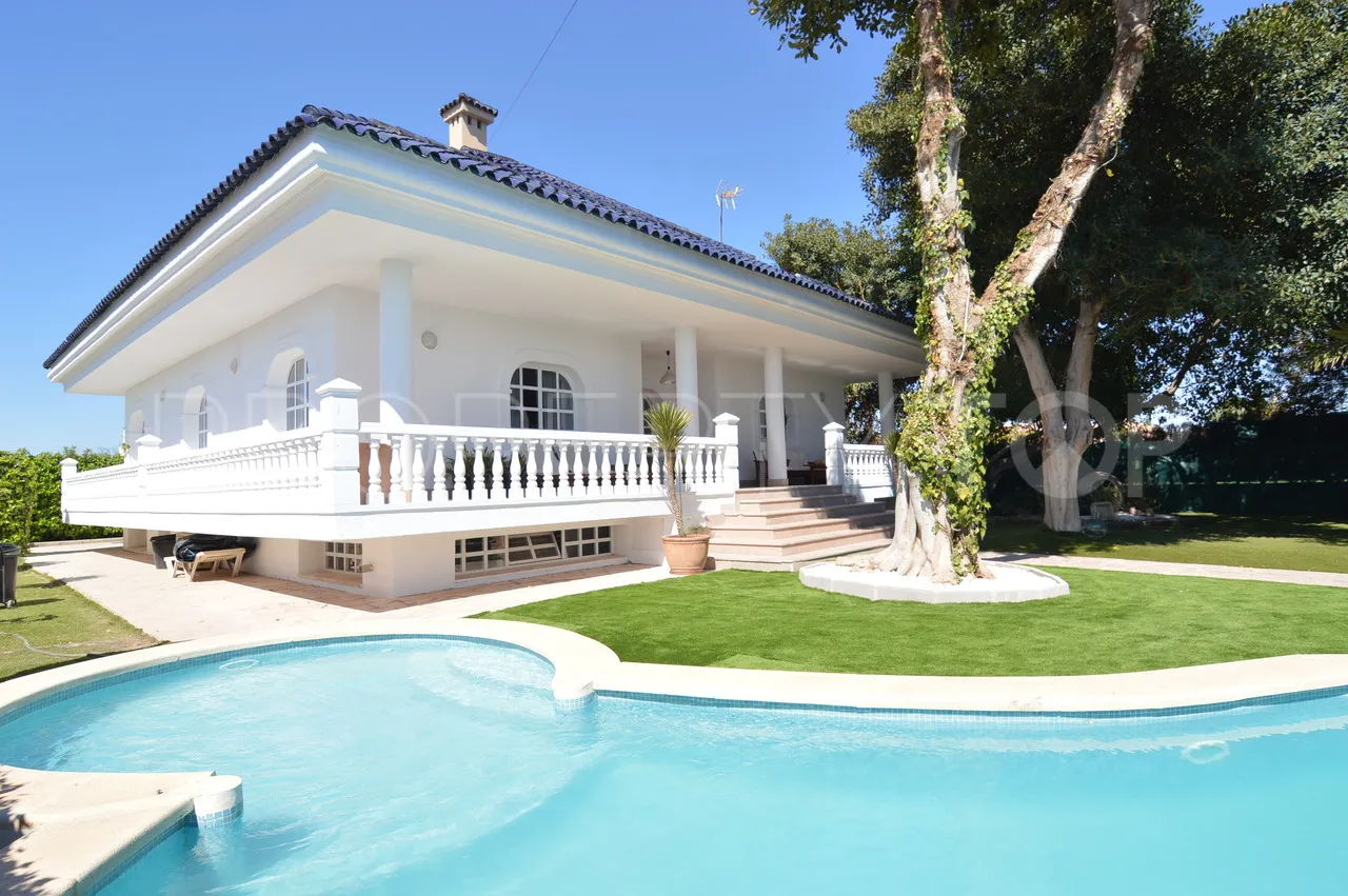 Comprar villa en Torrevieja