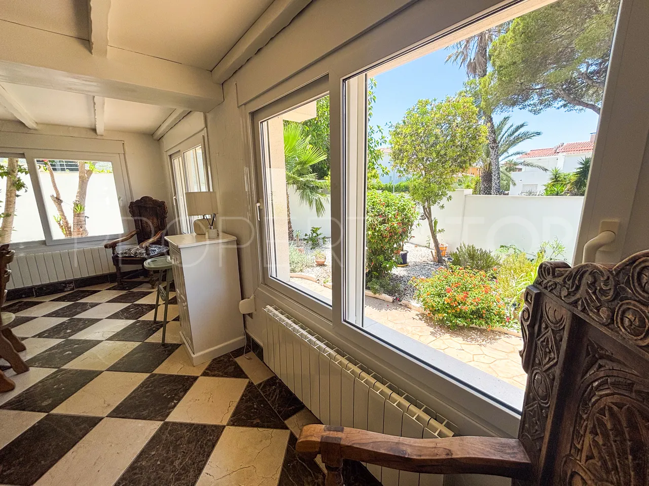 Villa a la venta de 7 dormitorios en Villamartin