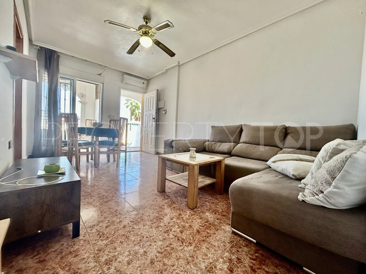 Buy 2 bedrooms apartment in Los Altos de Marbella