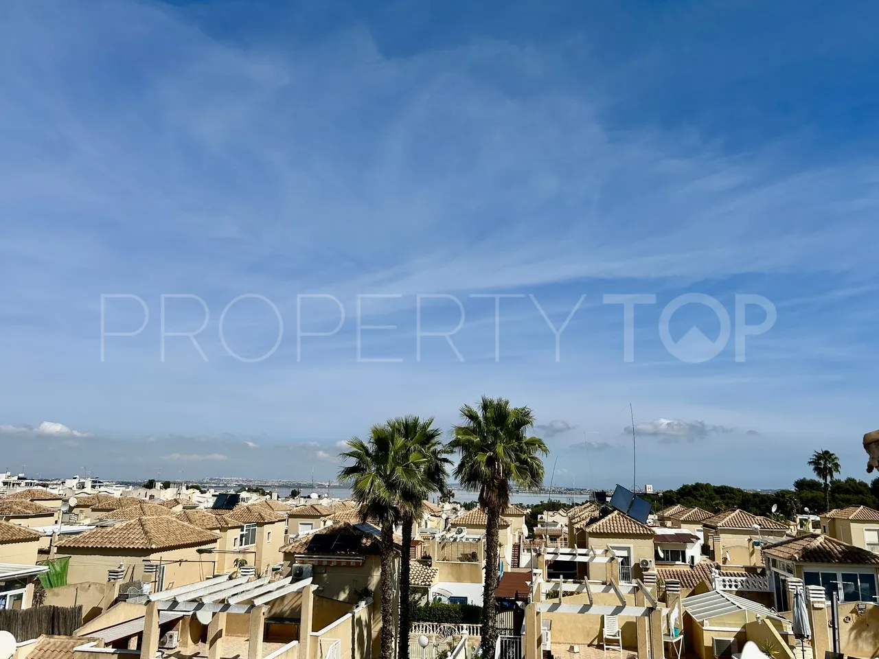 Buy 2 bedrooms apartment in Los Altos de Marbella