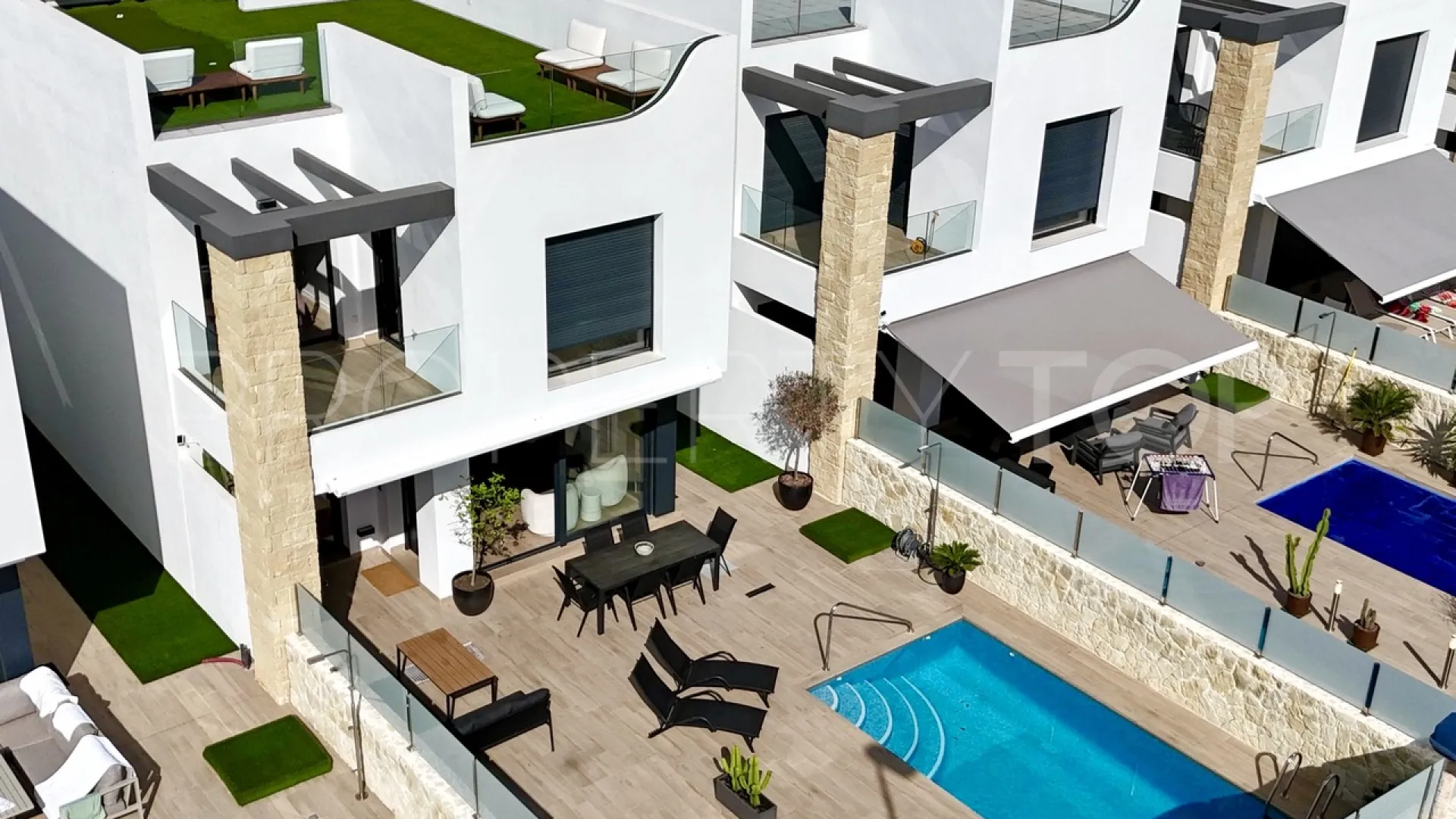 Villa en venta en Punta Prima
