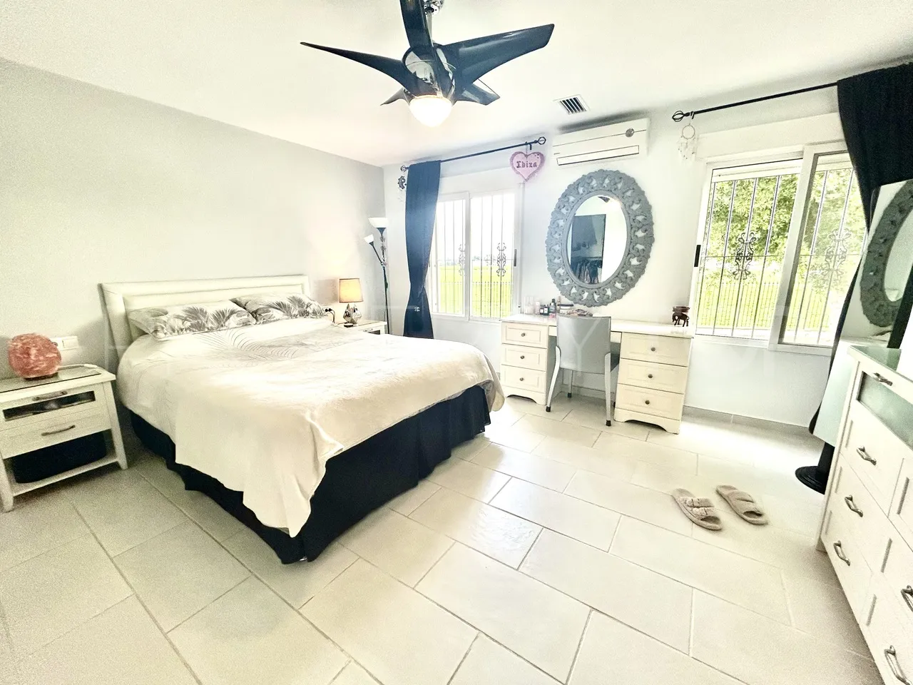 Villa a la venta en Catral