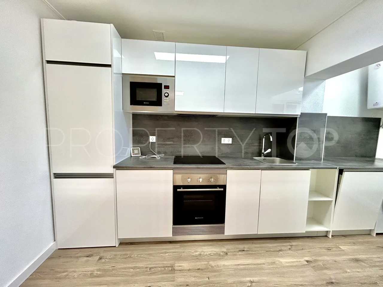 Apartamento de 2 dormitorios en venta en Rioja