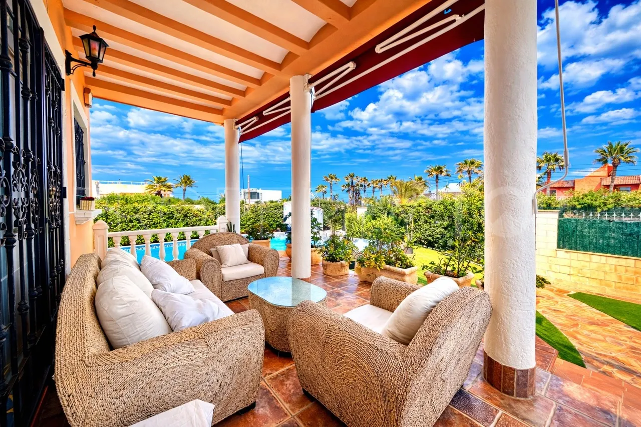 La Mata, villa de 6 dormitorios en venta