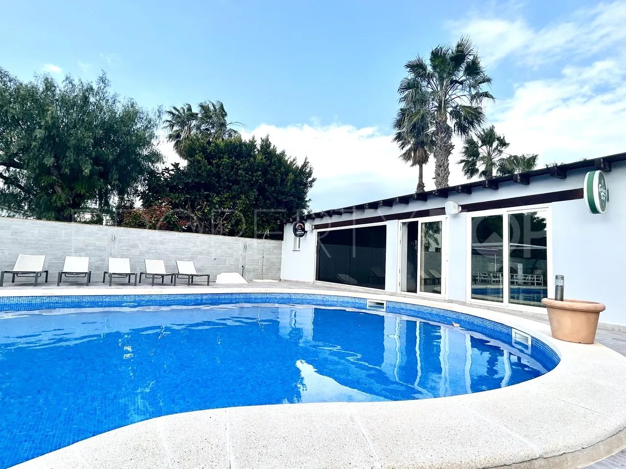 Villa a la venta en Catral