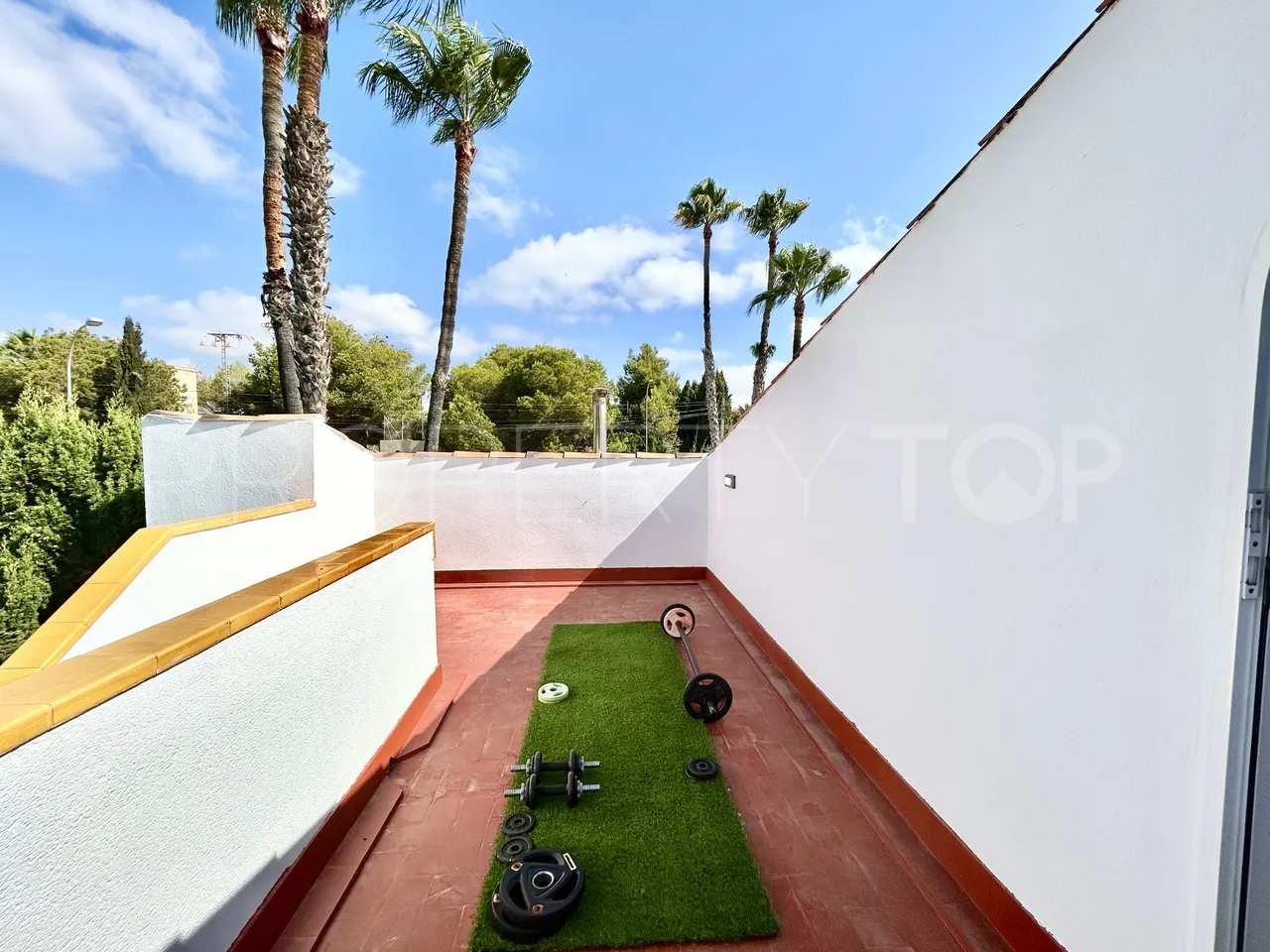 Comprar villa con 3 dormitorios en Rioja