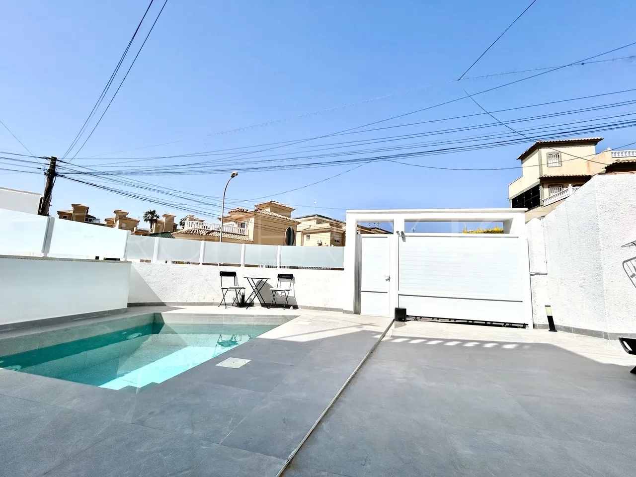 For sale Rioja villa with 5 bedrooms