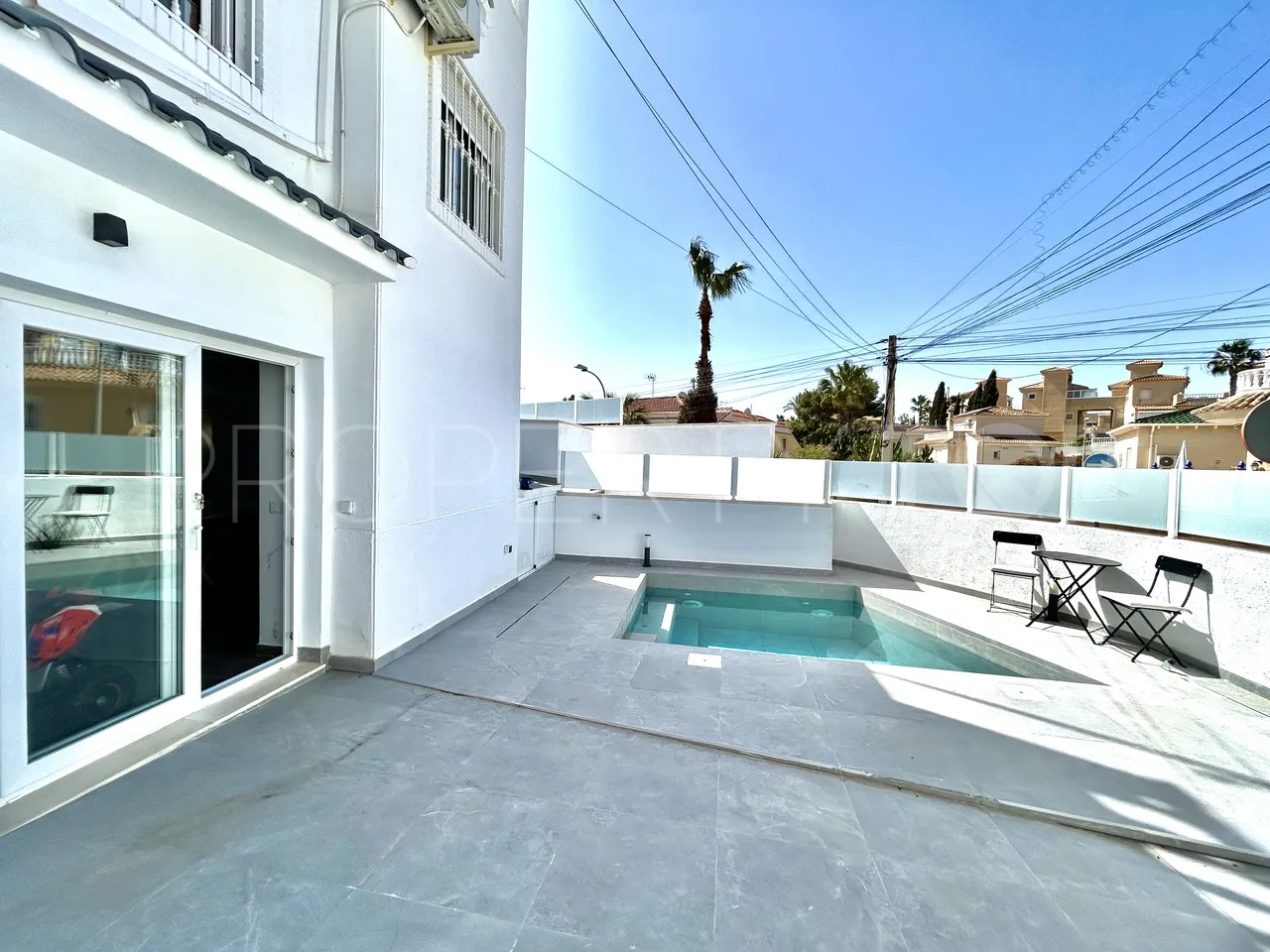 For sale Rioja villa with 5 bedrooms
