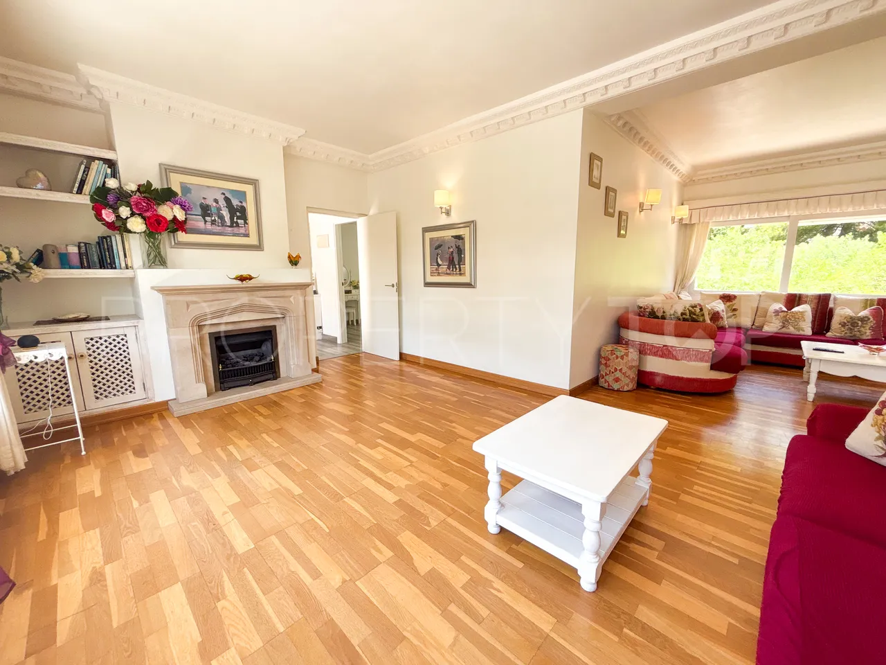 Villa a la venta de 7 dormitorios en Villamartin