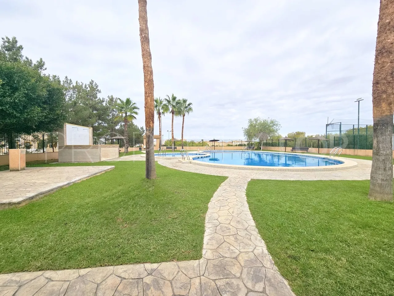 Town house for sale in Los Altos de Marbella