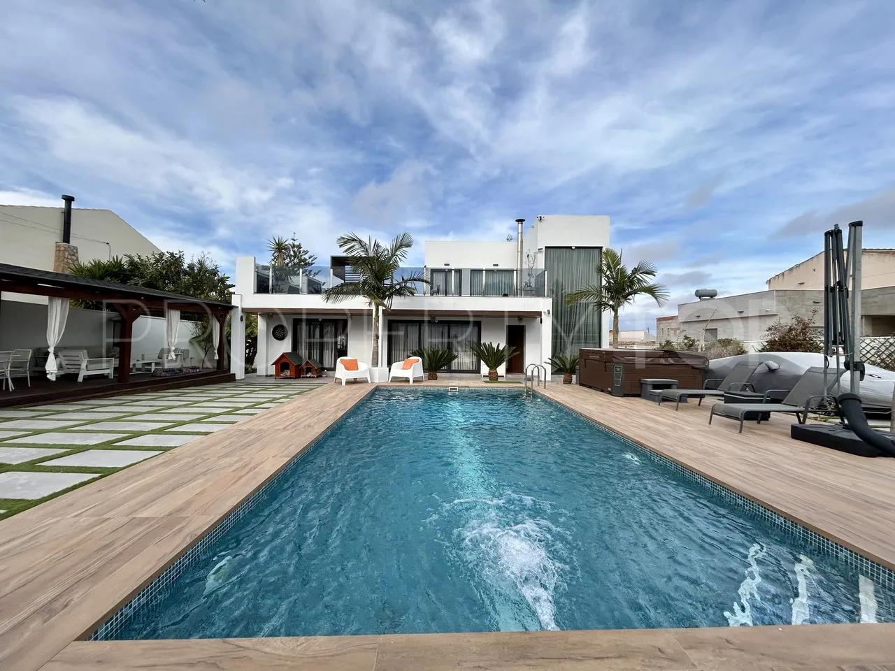 3 bedrooms villa in Los Balcones for sale