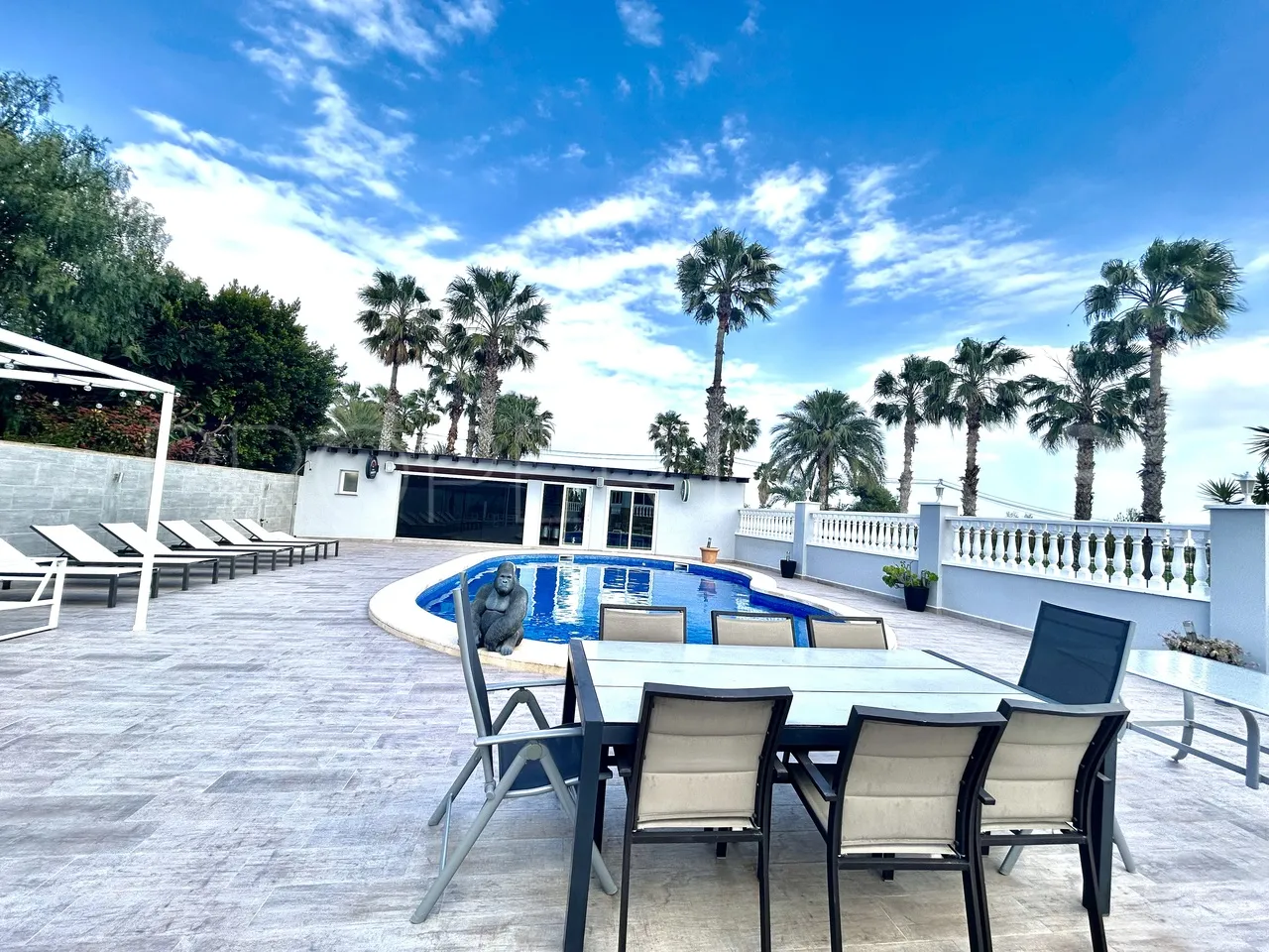 Villa a la venta en Catral