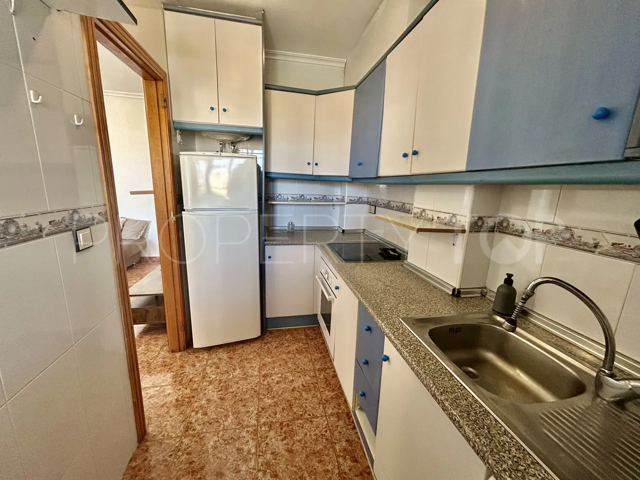 Buy 2 bedrooms apartment in Los Altos de Marbella